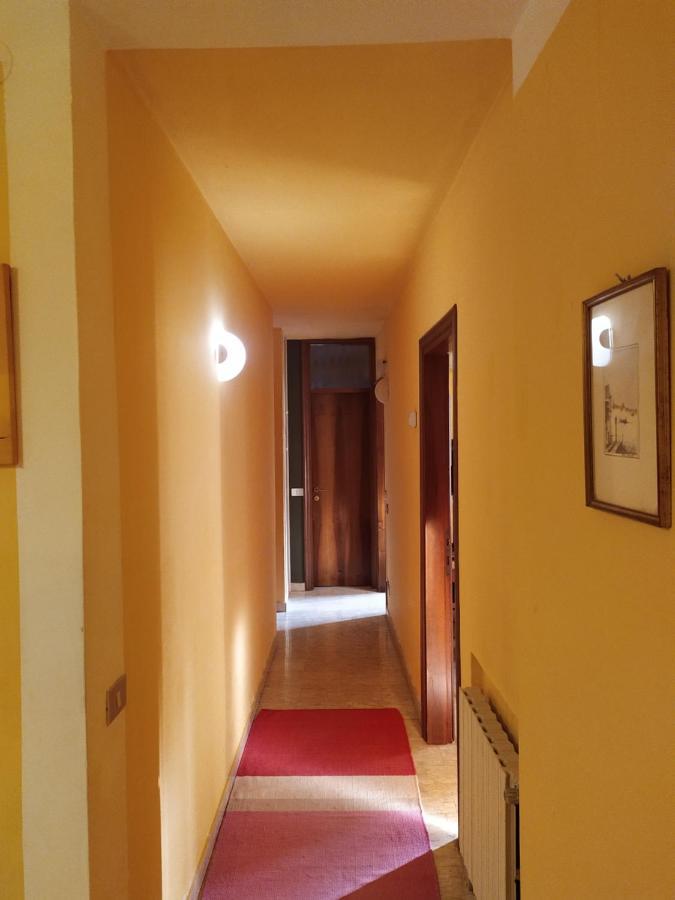 Отель Two Steps From Rialto Bridge Венеция Экстерьер фото
